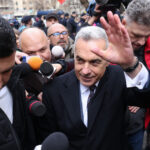Călin Georgescu, convocat astăzi la Parchetul General în legătură cu acuzația de plagiat în citatele sale din Zelea Codreanu la televiziune 2 calin georgescu chemat azi la parchetul general in dosarul in care e acuzat ca a citat la tv din zelea codreanu 685e327198d05