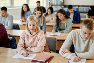 cand sunt programate examenele de corigenta in 2025 calendarul examenului de bacalaureat sesiunea din toamna 684665ca8e3ef