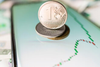 care e cea mai performanta moneda din lume e surpriza anului in ciuda sanctiunilor si a preturilor scazute ale petrolului 68453afdca867