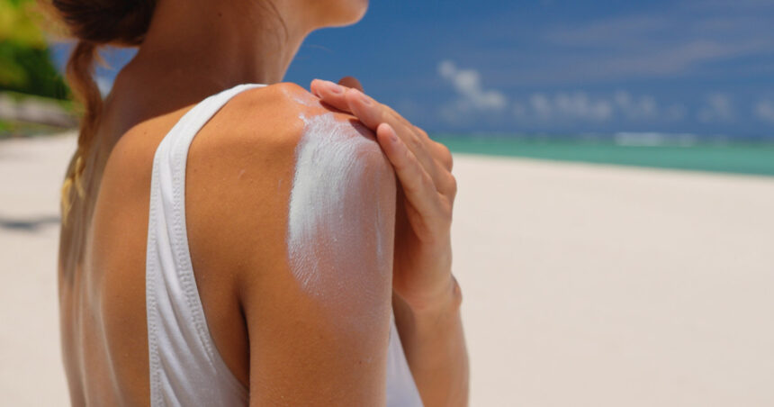 „Eficiența cremelor cu SPF: Ce spun experții despre protecția pielii împotriva soarelui” 1 cat de bine protejeaza pielea crema cu spf cum explica specialistii eficienta produselor cu factor de protectie solara 685630a7b1a74