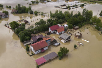 catalin predoiu despre inundatiile din covasna codurile galbene si rosii sunt active echipele de interventie raman pe teren 683c5f4a424bd
