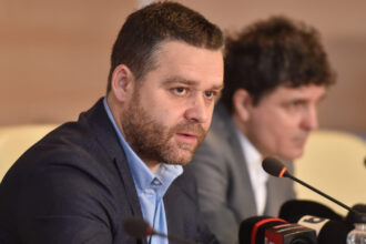 ce spune ciprian ciucu despre o eventuala candidatura la primarie am nevoie ca oamenii sa ma voteze pentru mine nu pentru presedinte 684ec9c44cfd6