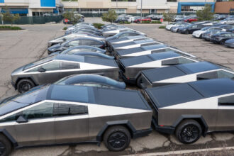 cearta dintre trump si musk a costat compania tesla 150 de miliarde de dolari intr o singura zi 68427df22e187