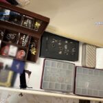 Ceasuri de lux în valoare de 60.000 de euro, găsite în urma perchezițiilor din cazul de fals coordonat de Parchetul Curții de Apel Constanța! Află suma totală confiscată! 2 ceasuri de lux de 60 000 de euro descoperite la perchezitiile din dosarul de fals instrumentat de parchetul curtii de apel constanta vezi aici cati bani au fost confiscati 68442b2fc1f34
