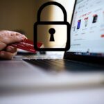 Cele mai întâlnite înșelătorii online și metodele de recunoaștere. Peste 900 de cazuri investigate de poliție 2 cele mai frecvente fraude informatice si cum sa le identificati politia are in lucru peste 900 de dosare 685c1a3612f23