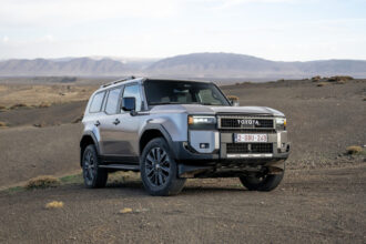 celebrul model land cruiser primeste in sfarsit un motor electrificat in europa dar numai pe 48 de volti 68620c23146cd