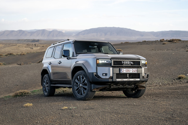 Legendara Land Cruiser își îmbunătățește performanțele cu un nou motor electric de 48 de volți, disponibil în Europa! 1 celebrul model land cruiser primeste in sfarsit un motor electrificat in europa dar numai pe 48 de volti 68620c23146cd