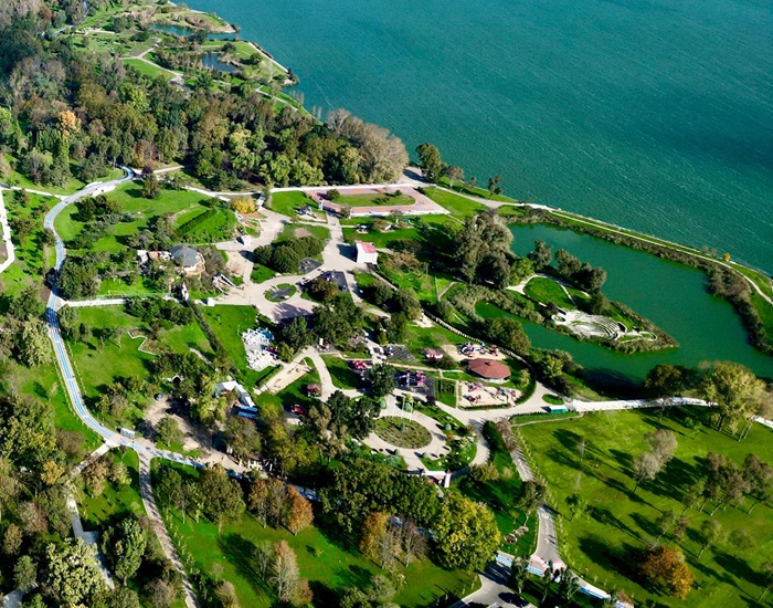 „Descoperă istoria și cultura în Parcul Tăbăcărie cu Turul Teodor T. Burada - Intrare liberă!” 1 centrul cultural teodor t burada organizeaza un tur cultural educativ in parcul tabacarie participarea este gratuita 6842fce6d5b72