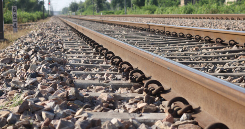 CFR impune limitări de viteză din cauza căldurii intense. Regiunile afectate 1 cfr anunta restrictii de viteza din cauza caniculei zonele vizate 685aed6512fc6
