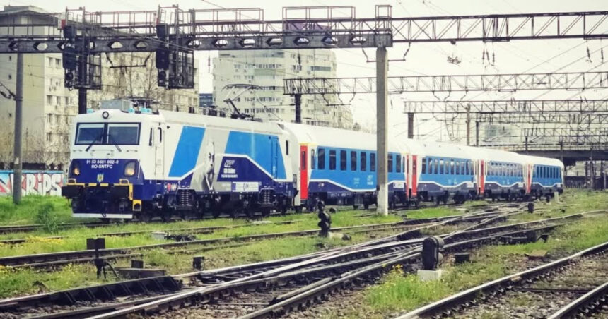 CFR Călători dezvăluie lansarea unor trenuri de ultimă generație. Descoperă rutele pe care vor circula aceste garnituri inovatoare! 1 cfr calatori anunta ca introduce trenuri noi in circulatie care sunt rutele pe care vor merge garniturile modernizate 683ee2a63e7e1