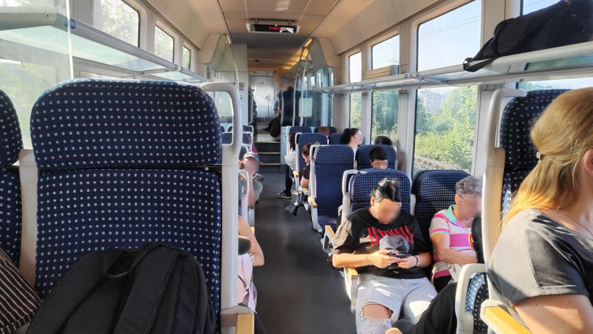 CFR dă startul Programului Trenurile Soarelui: Tarifele și orarul complet al trenurilor disponibile 1 cfr lanseaza programul trenurile soarelui preturile si programul detaliat al garniturilor 683da8c563c3e