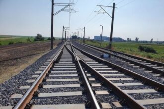 cfr sa a semnat contractul pentru modernizarea liniei drobeta turnu severin baile herculane in valoarea de peste 23 miliarde de lei fara tva 6859424701a18