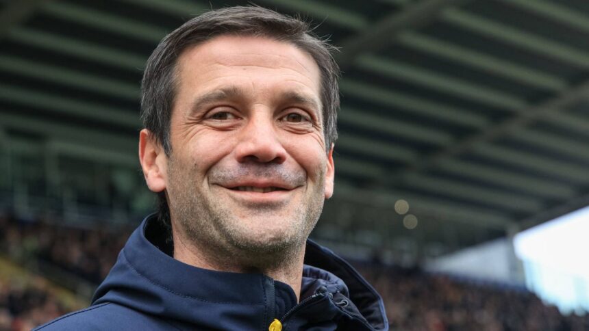 Chivu, un salt impresionant: devine al doilea antrenor român ca remunerare, după preluarea funcției la Inter 1 chivu salt spectaculos e al doilea cel mai bine platit antrenor roman dupa numirea la inter 6841ea1ea6037
