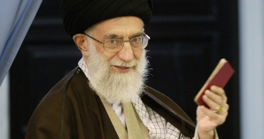 Cine va prelua frâiele forțelor iraniene și ale Gardienilor Revoluției, în urma eliminării conducerii de către Israel? Ayatollahul a dat undă verde noilor decrete. 1 cine va conduce armata iraniana si gardienii revolutiei dupa ce israelul a eliminat conducerea ayatollahul a semnat decretele 684c041f74af3