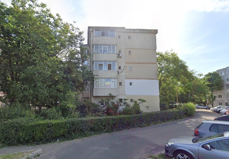 Bărbatul din Constanța, care și-a transformat balconul în beci fără aprobat, a fost învins în instanță de Primărie și va fi nevoit să dezafecteze construcția. 1 constanteanul care si a facut beci in balcon fara autorizatie a pierdut procesul cu primaria si trebuie sa l desfiinteze 6842177fdc466
