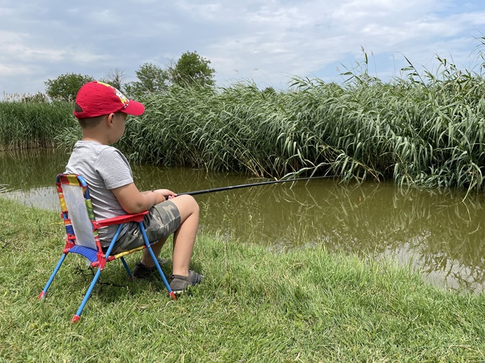 Păstrăm tradiția: Pe 15 iunie, micii pescar din Topraisar sunt invitați să participe la competiția de pescuit organizată de Zave Pescar pe Lacul Zarguzon! 1 continua traditia pe 15 iunie copiii din topraisar sunt asteptati la concursul de pescuit organizat de zave pescar pe lacul zarguzon 684b25304bca0