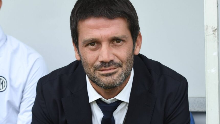 Cristi Chivu îmbracă tricoul lui Inter Milano! Ce remunerație va încasa românul pe ”Meazza”? 1 cristi chivu semneaza cu inter milano ce salariu va avea romanul pe meazza 68428f8334d32