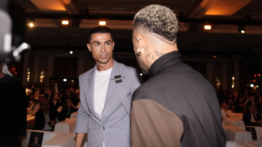 Cristiano Ronaldo și Neymar, împreună în aceeași echipă pentru Cupa Mondială a Cluburilor! Echipa care a început discuțiile 1 cristiano ronaldo si neymar la aceeasi echipa pentru fifa club world cup clubul care a demarat negocierile 68404b3d30e51