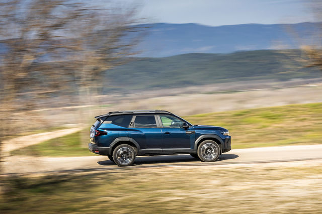 Dacia dezvăluie Bigster-ul la un preț imbatabil, capabil să străbată distanța București - München fără întreruperi! 1 dacia lanseaza cel mai ieftin bigster care ajunge de la bucuresti la munchen fara oprire 683dc055a7dd3