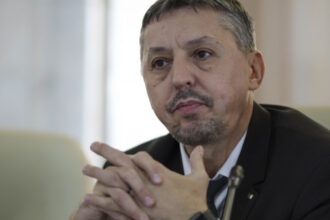 daniel david nu vrea revenirea la teze si semestre sa ne focalizam pe ce putem face bine in sistemul pe care il avem 6841f6339c6d4
