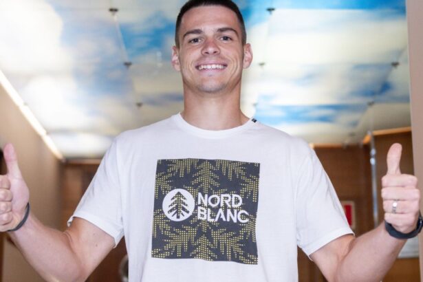 daniel paraschiv schimba echipa dupa ce a promovat in laliga anuntul facut de as 68614ec11b6f9