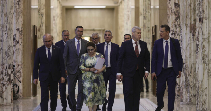 Secretele averilor miniștrilor: Cine sunt cei mai înstăriți reprezentanți ai Guvernului Bolojan? 1 declaratiile de avere ale ministrilor care sunt cei mai bogati membri ai guvernului bolojan 685bc0c461700