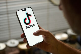 dependenta digitala fara precedent copiii din europa sunt cei mai expusi riscului de utilizare problematica a retelelor sociale 6858debaea86f