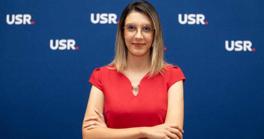 Diana Buzoianu, noul ministru al Mediului: Necesitatea diminuării numărului de directori în Romsilva 1 diana buzoianu dupa ce a preluat mandatul de ministru al mediului trebuie redus numarul de directori din romsilva 685a64a81cd58