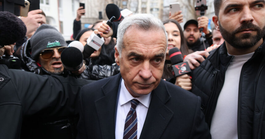 Sursele financiare ale lui Călin Georgescu pentru amenda de 20.000 de euro de la AEP: Ce câștiguri a raportat fostul candidat la Președinție? 1 din ce bani a platit calin georgescu amenda de 20 000 de euro de la aep ce venituri declarase fostul candidat la prezidentiale 685298c469511