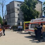 Tavanul s-a prăbușit într-un loc de joacă, iar doi copii au fost transportați la spital. Află detalii despre locul tragediei! 3 doi copii au ajuns la spital dupa ce tavanul s a prabusit intr un loc de joaca vezi unde a avut loc incidentul 68446003d7744