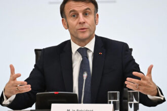 emmanuel macron respinge ideea lui donald trump ca vladimir putin sa medieze conflictul israel iran 684ffb8c5082a