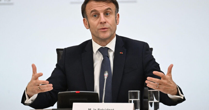 Emmanuel Macron dezavuează propunerea lui Donald Trump privind medierea lui Vladimir Putin în disputa dintre Israel și Iran 1 emmanuel macron respinge ideea lui donald trump ca vladimir putin sa medieze conflictul israel iran 684ffb8c5082a