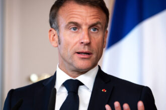 emmanuel macron se teme de haosul unei schimbari de regim in iran crede cineva ca ce s a facut in irak in 2003 a fost o idee buna 68525838e4248