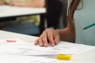 evaluarea nationala 2025 cand incep probele pentru elevii de clasa a viii a si ce modificari sunt in structura examenelor in acest an 68450da5d23a0
