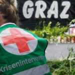 „Mărturii șocante din Graz: Un pastor dezvăluie atrocitățile asupra copiilor români în atacul școlar” 3 exclusiv acolo a fost macelul mare pastor din graz marturie cutremuratoare despre copiii romani raniti in atacul de la scoala 68497cbab4ab7