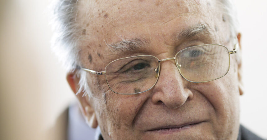 Ce relevă diagnosticul de etapă stabilit de medici pentru Ion Iliescu: clarificări oferite de un pneumolog 1 exclusiv ce inseamna diagnosticul de etapa pe care i l au pus medicii lui ion iliescu explicatiile unui pneumolog 6849411de2378