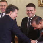 Băluță își justifică plecăciunea în fața rivalului Nicușor Dan, după ce l-a numit „impostor” în timpul alegerilor 3 exclusiv cum explica baluta plecaciunea in fata fostului adversar politic nicusor dan dupa ce l a facut impostor in campania electorala 68543d700e3ab