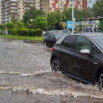 Furtuna devastatoare din Capitală: un avertisment despre schimbările climatice. Roxana Bojariu avertizează: „Ploile nu vor dispărea”. Ce ne așteaptă în săptămâna următoare? 3 exclusiv furtuna care a inundat capitala semn al schimbarilor climatice roxana bojariu nu vom scapa de ploi ce urmeaza saptamana viitoare 68485ff32a412