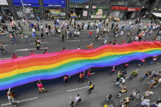 extrema dreapta foloseste drepturile lgbtq ca arma in europa pentru a semana disensiune spun activistii 683c4a3a78cdb