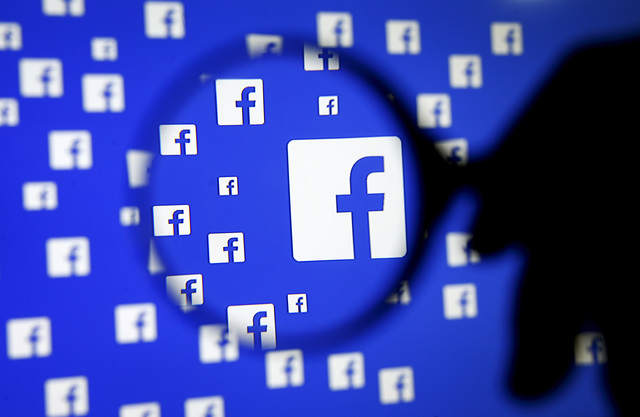 Facebook ar putea să valorifice imaginile personale ale utilizatorilor pentru a-și perfecționa inteligența artificială. 1 facebook ar putea folosi fotografiile private ale oamenilor pentru a si antrena inteligenta artificiala 685fc82c13394