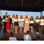 Celebrând excelența la Liceul Teoretic Ioan Cotovu din Hârșova: Narcisa Paraschiv și Ana-Maria Iorga, recunoscute pentru realizările lor remarcabile! 3 final de an scolar la liceul teoretic ioan cotovu din harsova elevele narcisa paraschiv si ana maria iorga au fost premiate pentru performanta si implicare 685f5f9fd604d