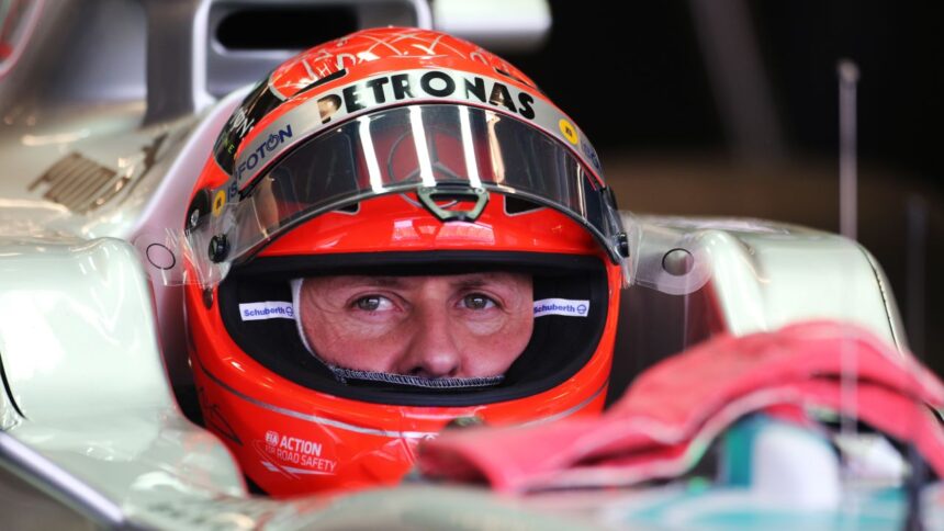Flavio Briatore dezvăluie informații șocante despre sănătatea lui Michael Schumacher: "Îmi doresc să-l amintesc mereu zâmbind" 1 flavio briatore noi detalii cutremuratoare despre starea lui michael schumacher prefer sa l tin minte zambind 683fe54b899c5