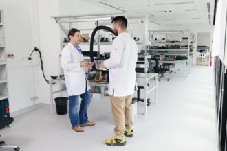 forvia hella confirma inchiderea centrul tehnic din iasi si explica motivele conditiile care au justificat deschiderea locatiei din iasi nu mai sunt valabile 68517c4a06ffa