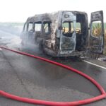 Incendiu pe DN22! Un microbuz plin de pasageri A FLUTURAT FLĂCĂRILE la ieșirea din Mihai Viteazu către Baia! Doi copii, printre cei salvați 3 foto alerta pe dn22 un microbuz plin cu calatori a luat foc la iesire din mihai viteazu spre baia doi copii printre persoanele evacuate 6860017a2acca