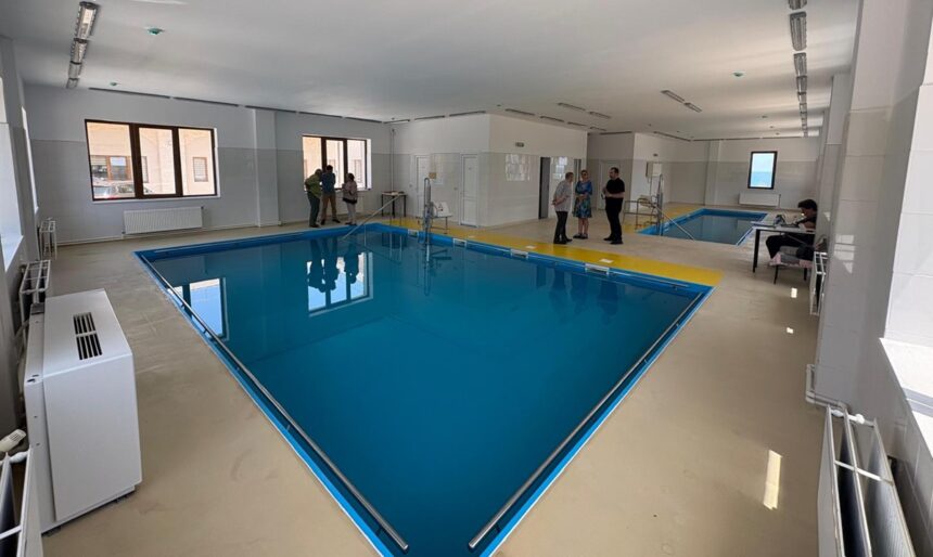 Renovarea completă a bazinelor de hidrokinetoterapie din Eforie Sud! CJC anunță finalizarea proiectului. Află declarațiile președintelui Florin Mitroi. 1 foto bazinele de tratament hidrokinetoterapeutic din eforie sud reabilitate complet cjc anunta finalizarea lucrarilor iata ce spune presedintele florin mitroi 68515324c0489