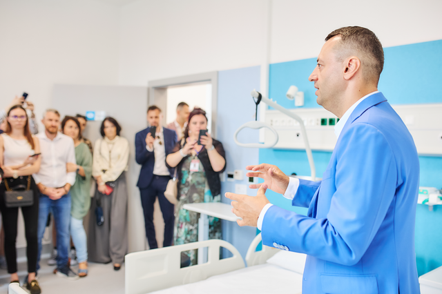Deschiderea unei noi unități în Alba Iulia: Cel mai amplu spital privat de oftalmologie din Transilvania, parte a Rețelei Dr. Holhoș! 1 foto cel mai mare spital privat de oftalmologie din transilvania reteaua de oftalmologie dr holhos deschide unitatea in alba iulia 686252edd195b