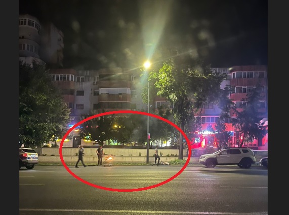 Foc și Freamăt în Constanța: Un Bărbat Îndrăzneț Călărește Cărbunii Aprinși cu un Cărucior Flaming! 1 foto cu carbunii aprinsi prin constanta un barbat a starnit panica plimbandu se cu un carucior in flacari 684fda4058609