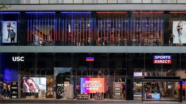 Un nou colos sportiv își face apariția în România - Marea Britanie își trimite cel mai mare retailer, proprietate a miliardarului Mike Ashley, pe piața autohtonă după o lungă așteptare! 1 foto nou gigant in romania cel mai mare retailer sportiv din marea britanie detinut de miliardarul mike ashley intra pe piata locala dupa multi ani de asteptare confirmare 685a6d4300f41