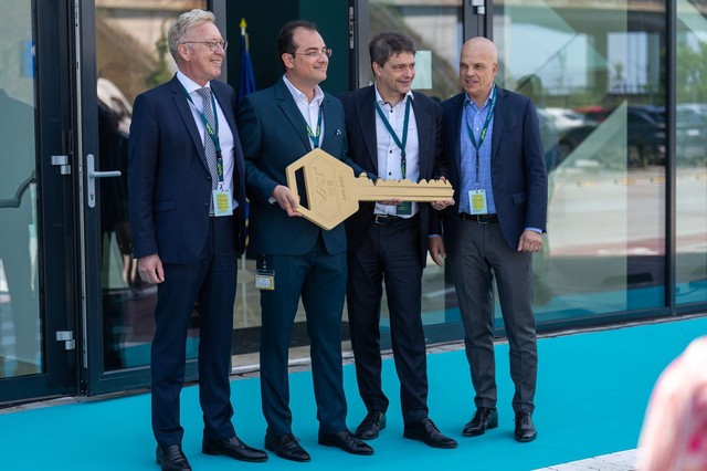 O nouă investiție internațională în România: o fabrică de amploare devine un centru operațional esențial 1 foto noua fabrica straina in romania ridicata ca hub operational major 68415278c27f1