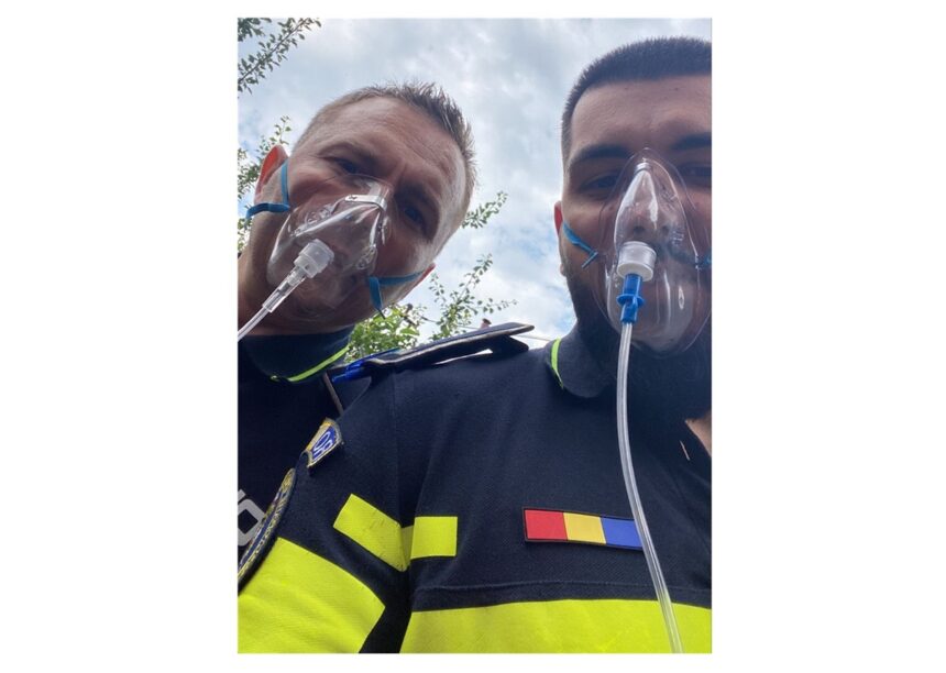 Minunea din mijlocul incendiului: O fetiță de 11 ani, salvată de polițiști dintr-un apartament cuprins de flăcări! Echipajul SMURD a intervenit rapid! 1 foto o fetita de 11 ani a fost salvata de politisti dintr un apartament in flacari micuta a fost preluata de echipajul smurd 6855522f868b8
